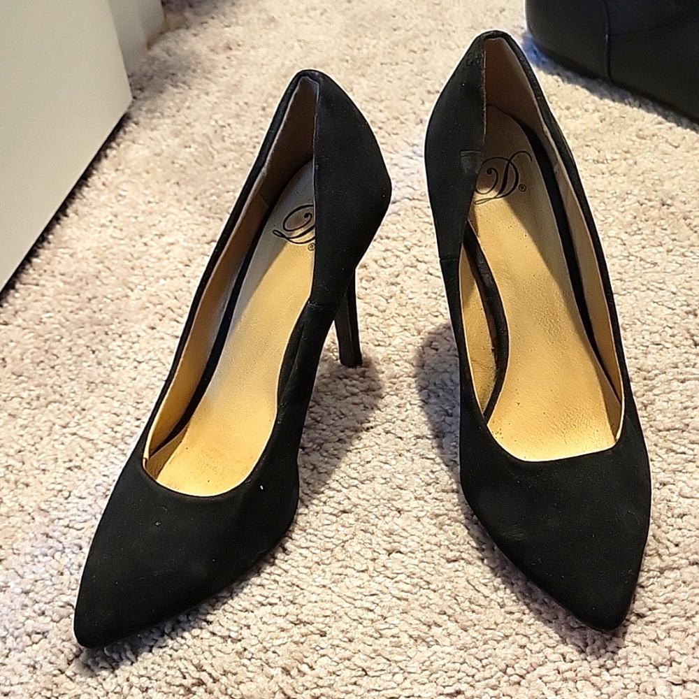 Black Stillettos